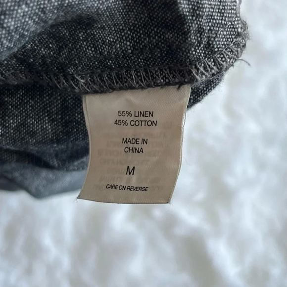 New York & Company Capris - Picture 8 of 9